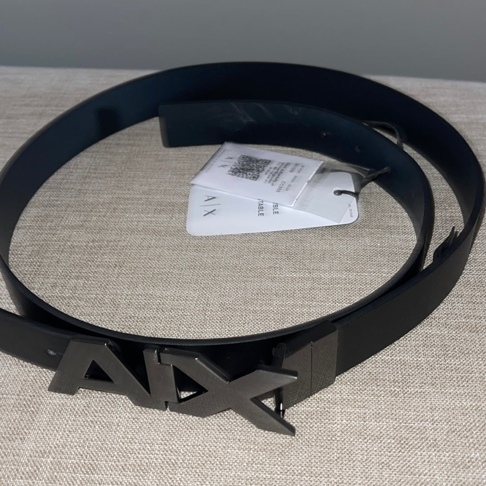 Brand new Armani exchange belt Very beautiful and sexy. You could wear with any
